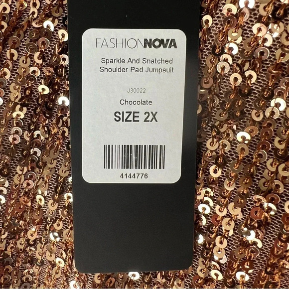 New Fashion Nova Chocolate “Sparkle And Snatched” Shoulder Pad Jumpsuit Size 2X - Picture 14 of 15